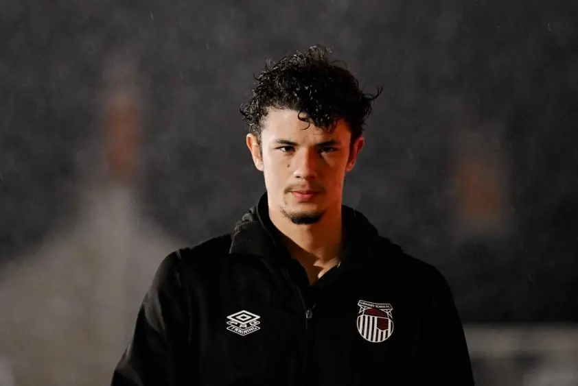 FIFA công bố quyết định về cựu cầu thủ Chelsea ở ĐT Thái Lan