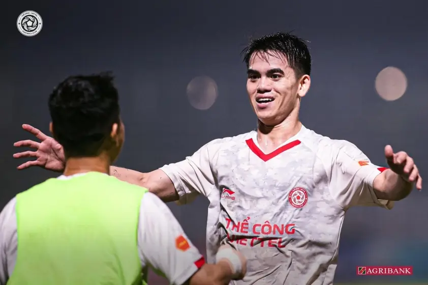 “U23 Việt Nam nhận tin vui bất ngờ từ Khuất Văn Khang”