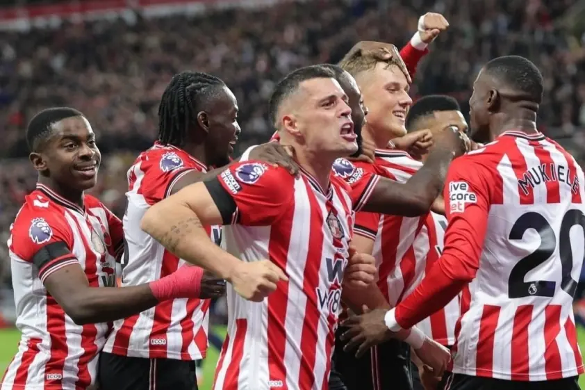 “Đội bóng tí hon chi 80 triệu Euro chiêu mộ thần đồng Barca”