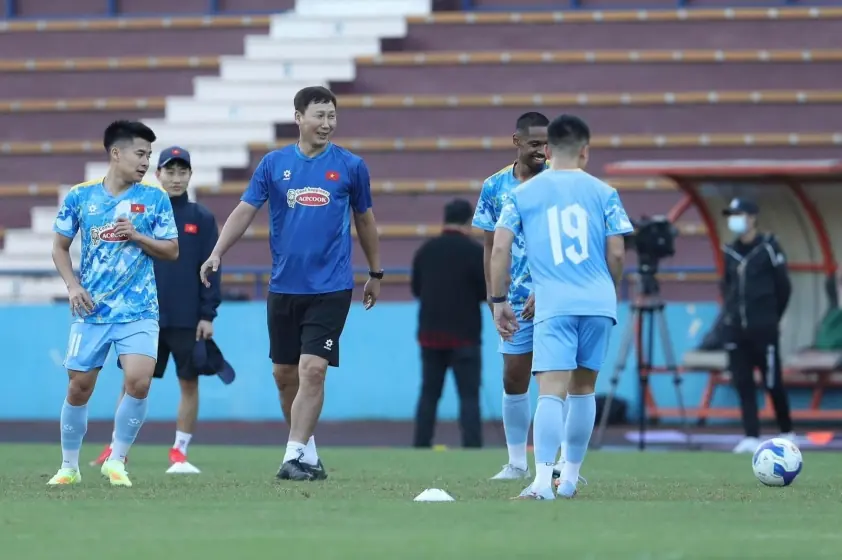 ĐT Việt Nam vẫn thiếu quân số trong buổi tập thứ hai