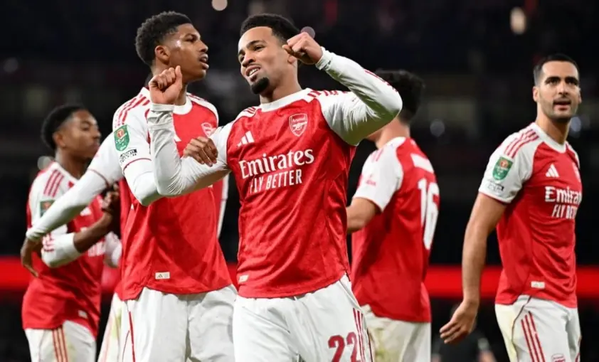 “Chelsea đừng mơ vô địch Ngoại hạng Anh nữa!”