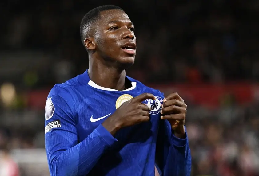 Real Madrid chi 200 triệu bảng để chiêu mộ Moises Caicedo