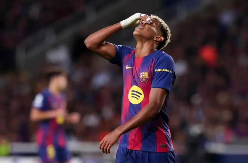 “Quyết định bất ngờ của Yamal và Barca khiến HLV Tây Ban Nha tức giận”
