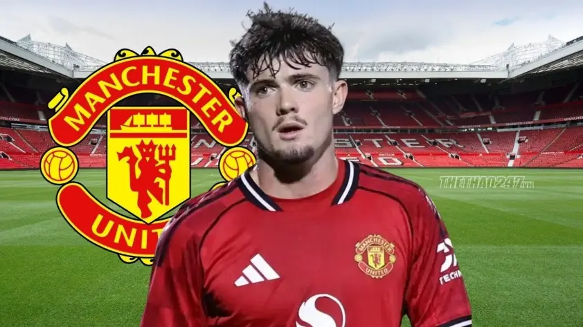 Thần đồng MU chưa ra mắt đã được gọi lên tuyển quốc gia