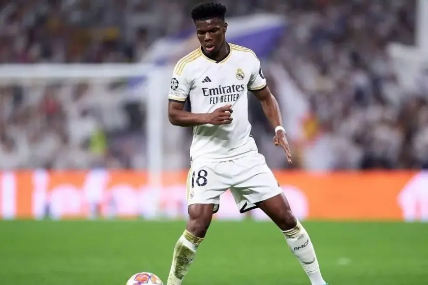 “Real Madrid chia sẻ cảm xúc sau khi bị cổ động viên la ó tại Bernabeu”