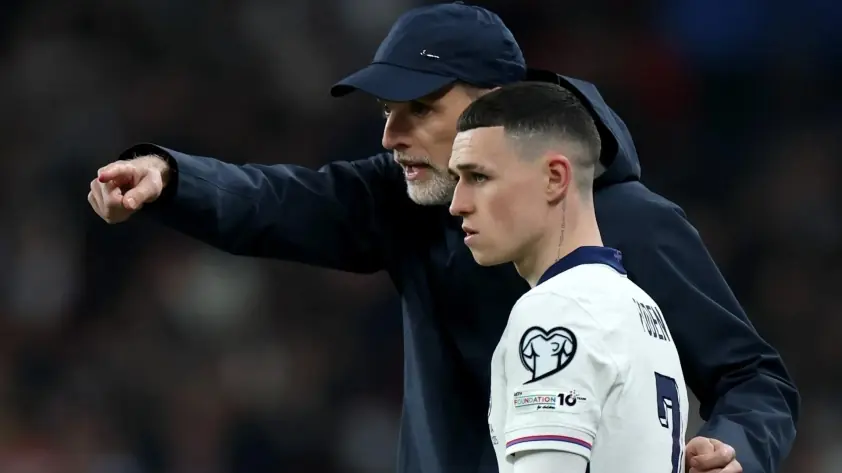 Pep Guardiola công khai hai tiền vệ mà ông yêu thích nhất