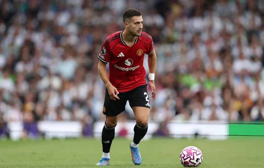 HLV Amorim và cầu thủ tệ nhất MU: Xác nhận mối quan hệ gia đình