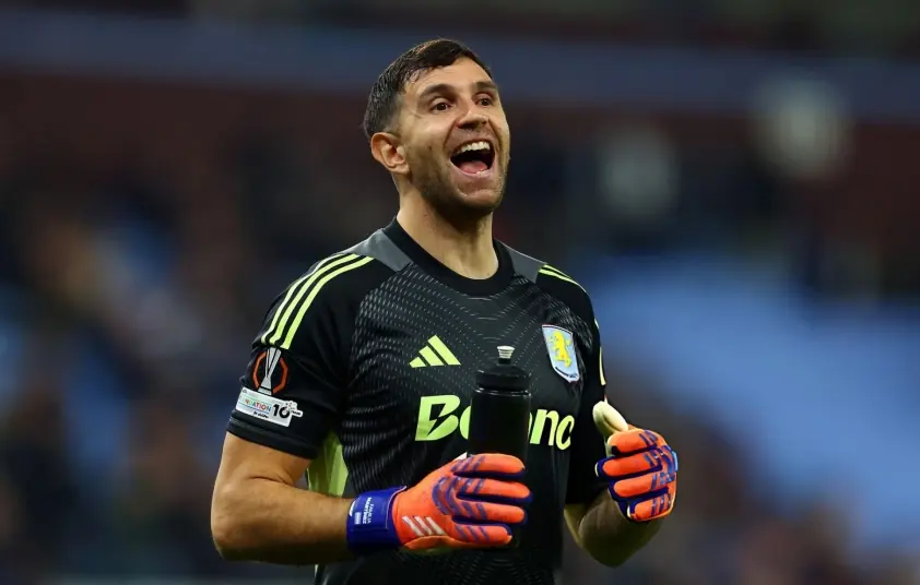 Tin chuyển nhượng 22/11: Hansi Flick ‘đồng ý’ với Messi; Martinez tìm bến đỗ mới