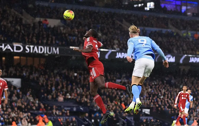 Haaland nhận chỉ trích nặng nề sau màn trình diễn kém cỏi