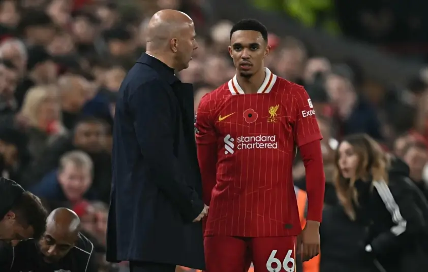 HLV Liverpool chia sẻ thẳng thắn về khả năng của Alonso tại Real