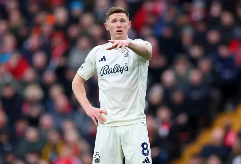 Chuyển nhượng MU 30/11: Mainoo ra đi, tranh giành sao 100 triệu Bảng