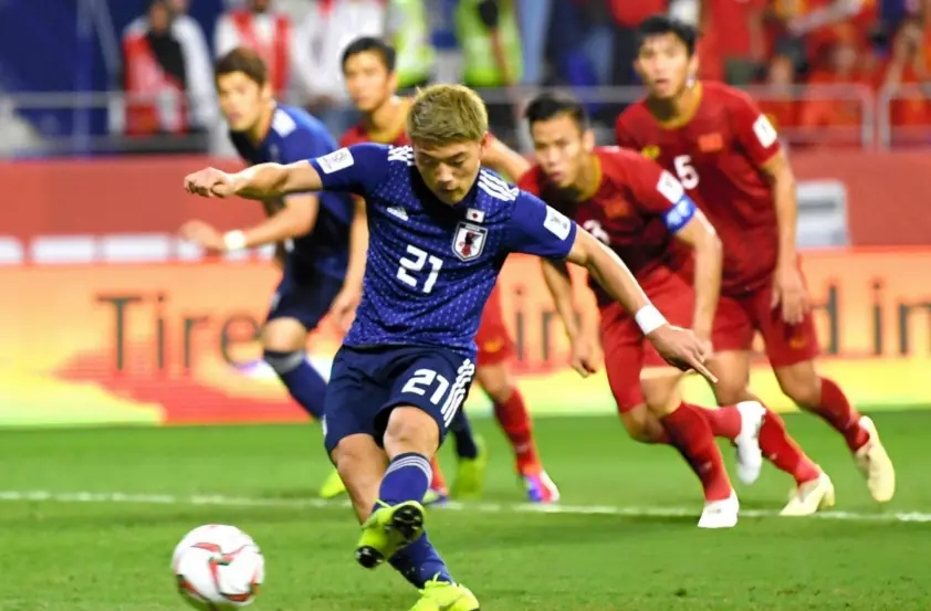 “Sao từng ‘xé lưới’ ĐT Việt Nam vui mừng sau thắng lợi trước Ghana”