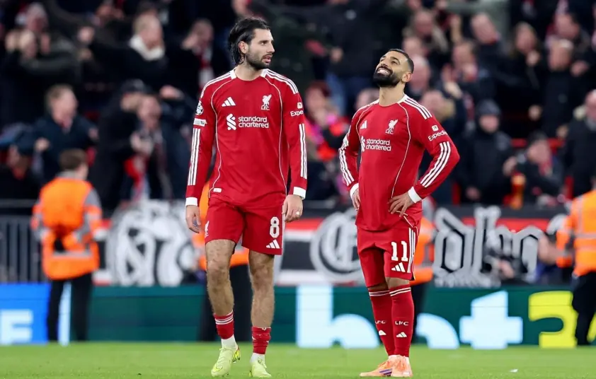 Liverpool thua PSV: HLV Slot thẳng thắn đề cập khả năng bị sa thải