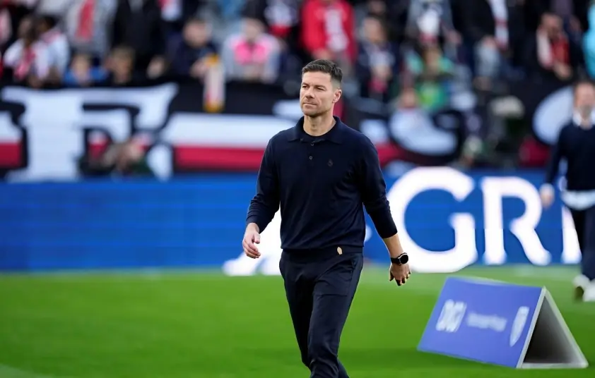 Hòa gây thất vọng, Alonso chỉ rõ mục tiêu của Real Madrid