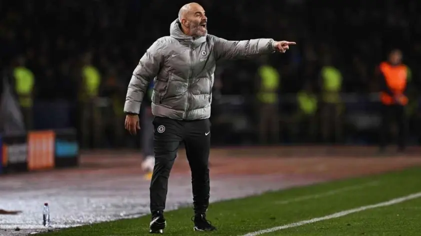 Rooney kêu gọi cầu thủ Chelsea hành động mạnh mẽ với Maresca