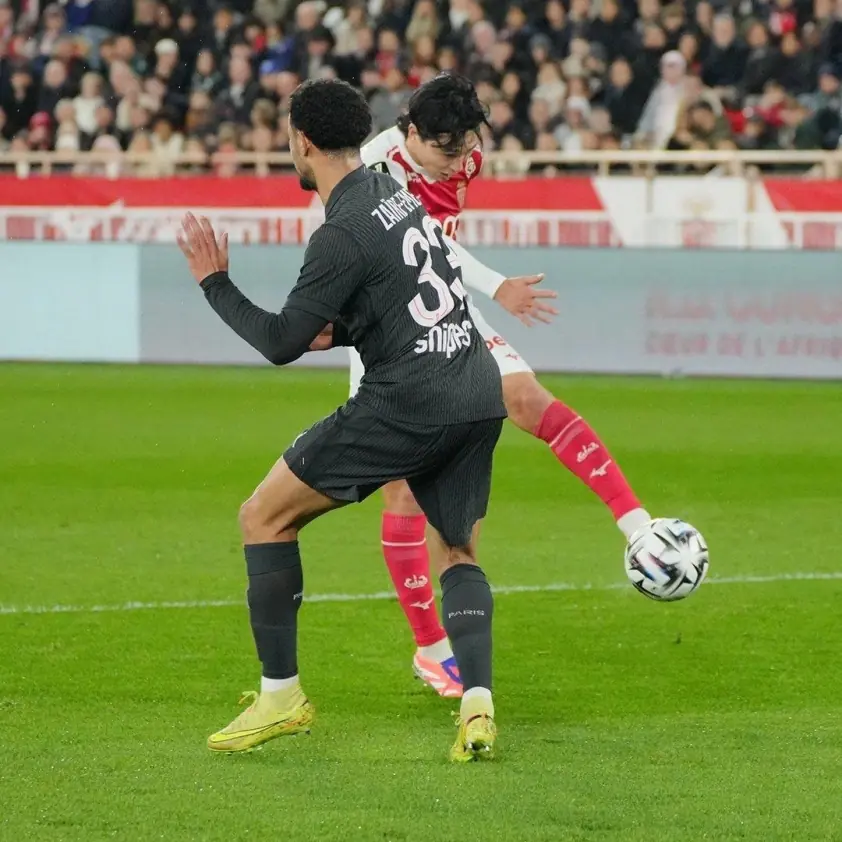 “Sao Nhật Bản giúp Monaco thắng PSG nhưng Pogba lại ‘chiếm sóng'”