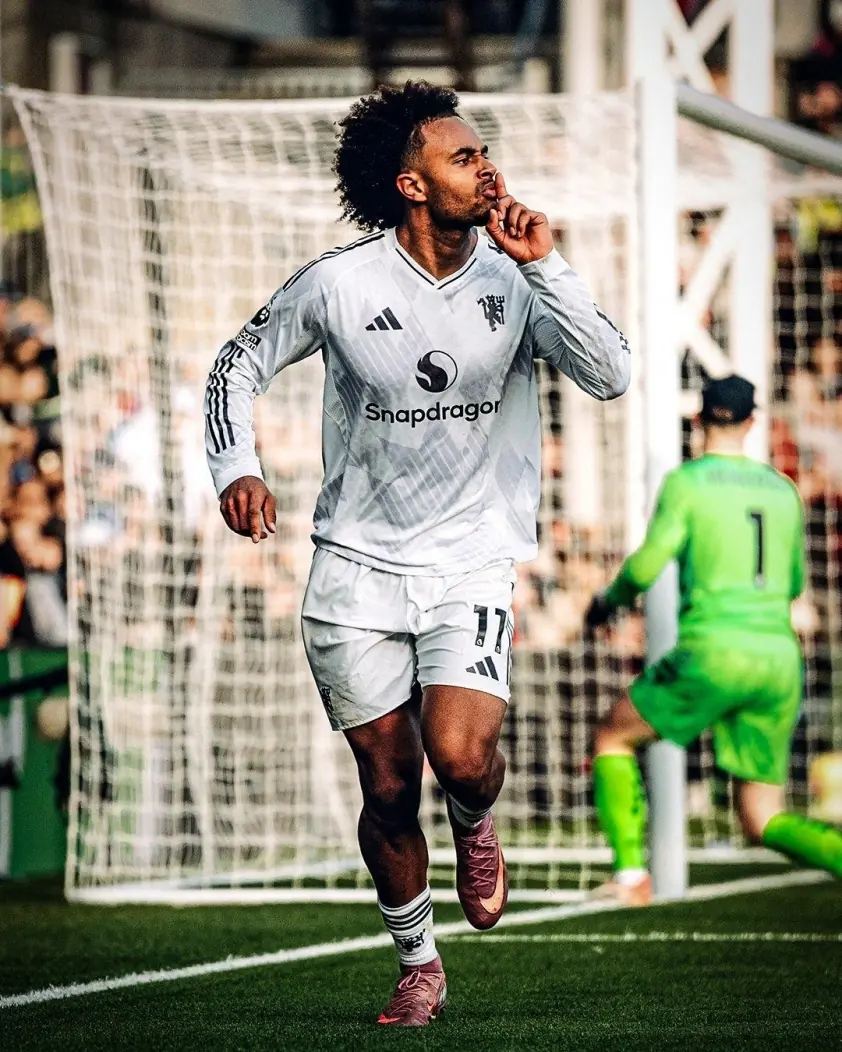 HLV Ruben Amorim cập nhật tình hình chấn thương của Bruno Fernandes