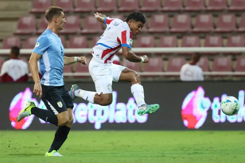 Tân binh “tàng hình” của MU sẽ rời Old Trafford vào tháng 1