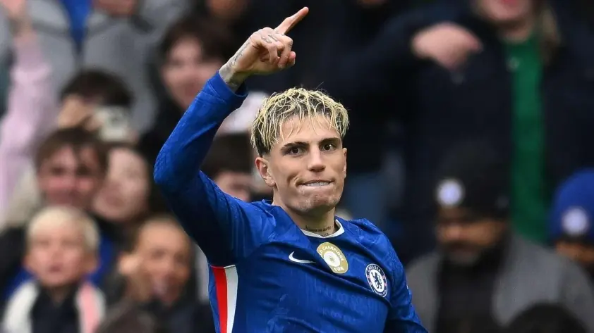 Garnacho bị chê là chưa đủ đẳng cấp cho Chelsea và MU