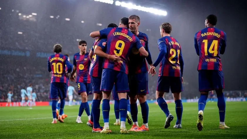 Hansi Flick lên kế hoạch tái thiết Barcelona sau thất bại trước Chelsea
