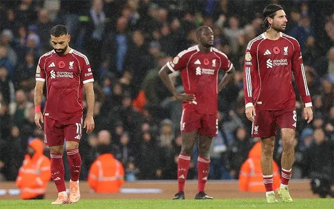 Arne Slot chia sẻ thẳng thắn về cuộc đua vô địch Ngoại hạng Anh