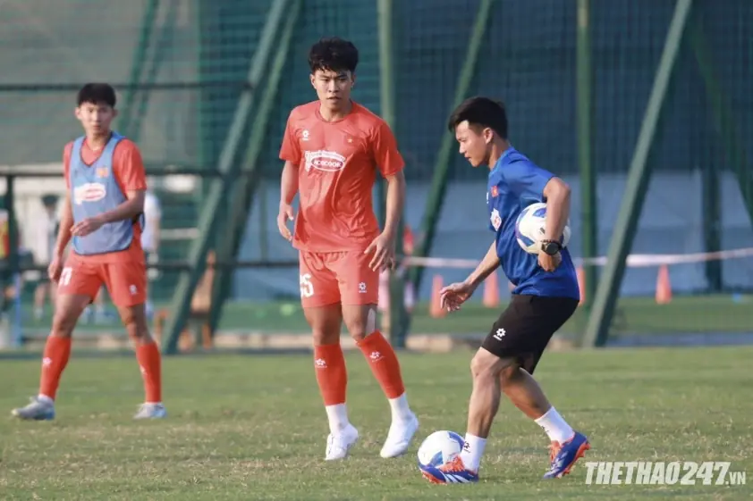 “Trung vệ cao nhất lịch sử ĐT Việt Nam có cơ hội đá chính nhờ một lý do”