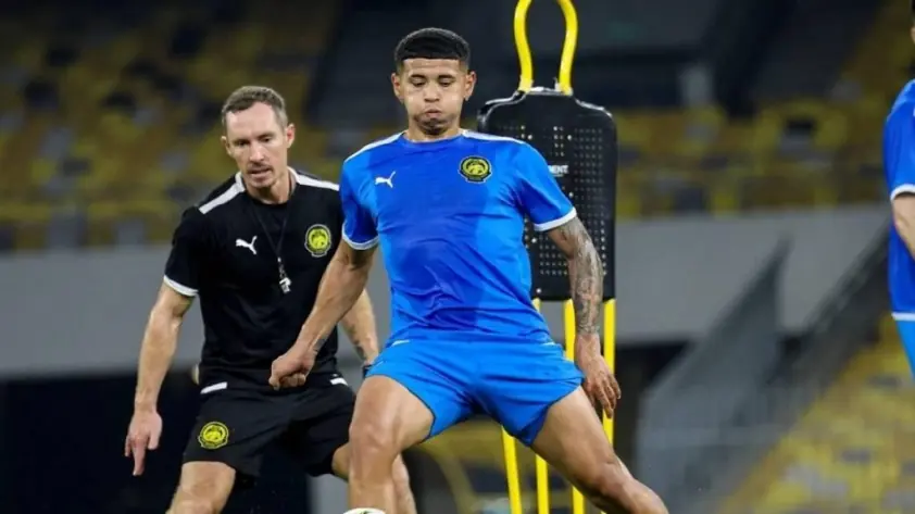 Sao Malaysia hưởng lợi từ nhập tịch dù bị FIFA cấm thi đấu