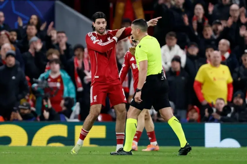 Liverpool bức xúc trước quyết định VAR trong trận đấu với Real Madrid