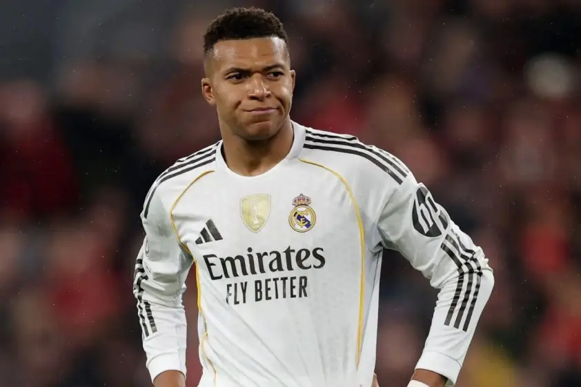 “Mbappé gây sốt tuyển Pháp với hành động đáng chú ý”