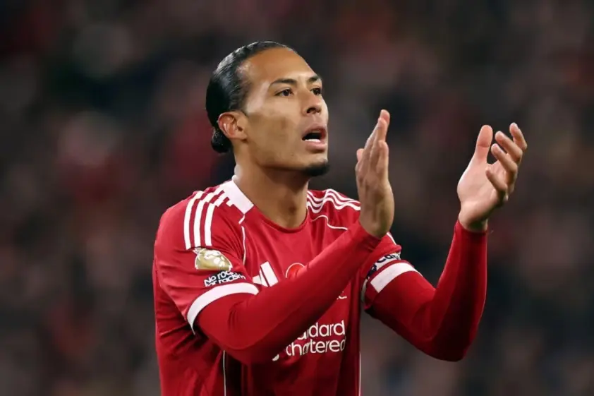 Van Dijk: ‘Nghe họ nói, cứ như Liverpool sắp xuống hạng!’