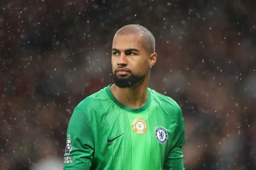 Chelsea ra sức giữ chân cầu thủ không muốn rời trước World Cup