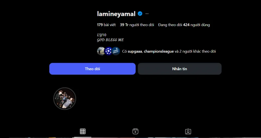 Yamal chia tay bạn gái lớn tuổi hơn 7 năm