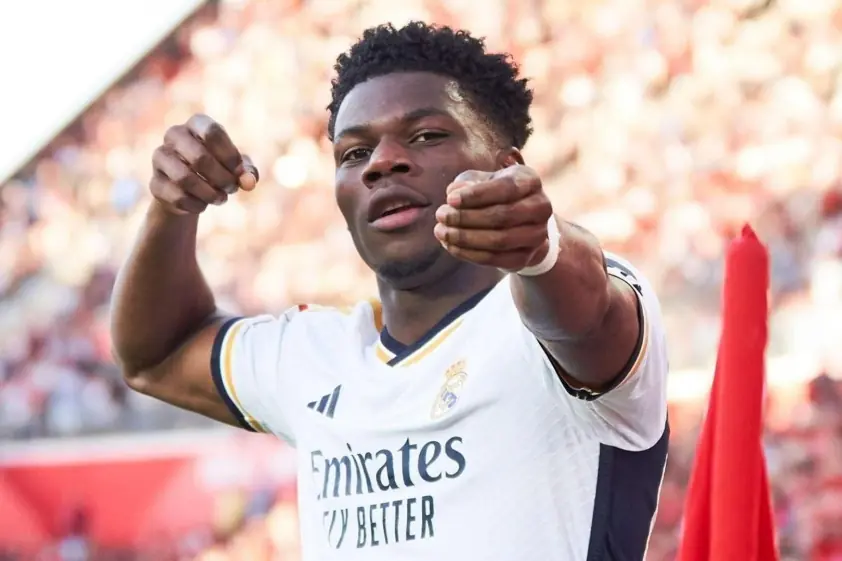 MU nỗ lực nhưng vẫn hụt hơi trong cuộc đua giành sao Real Madrid