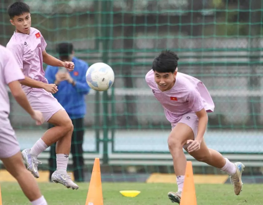 HLV U17 Việt Nam nhận định về sức mạnh đối thủ ở giải châu Á