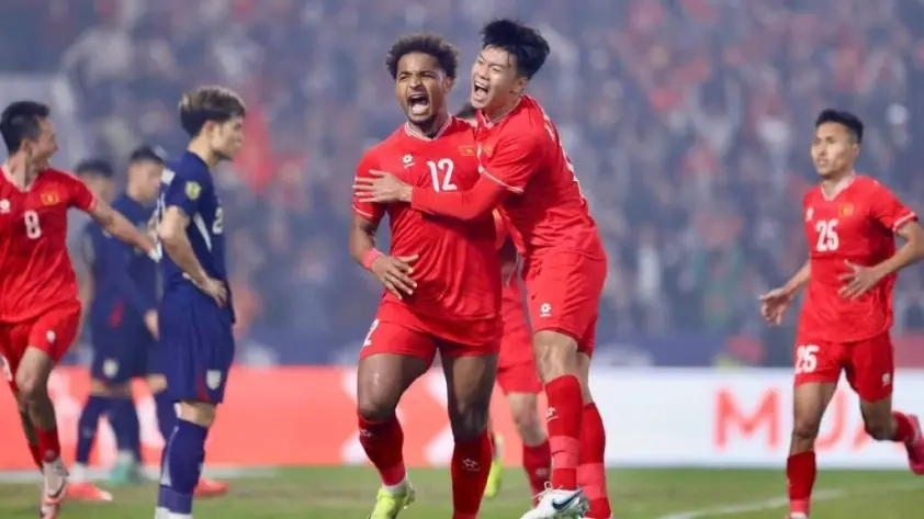 Xuân Sơn có bước đi khiến cả Đông Nam Á chấn động