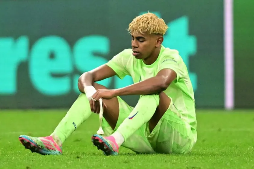 Barça lên tiếng về tranh cãi Yamal không được gọi lên tuyển