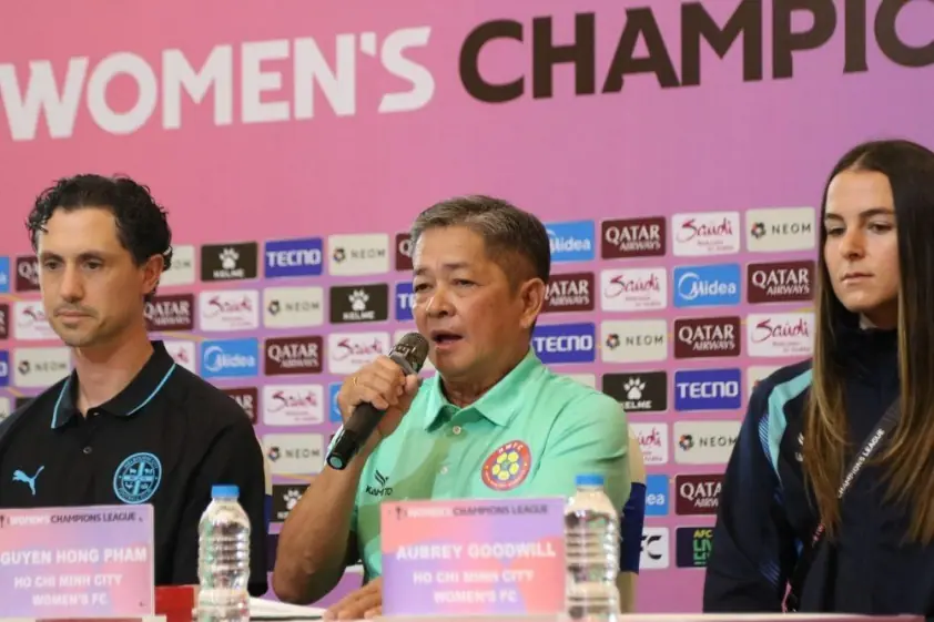 “HLV TP HCM chia sẻ tin vui bất ngờ về Huỳnh Như”