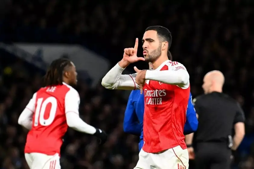 Arsenal phẫn nộ: ‘Pha vào bóng của Caicedo thật tồi tệ’