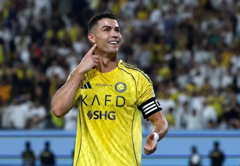 Ronaldo ghi bàn lưng, Al Nassr vẫn trắng tay trước đối thủ