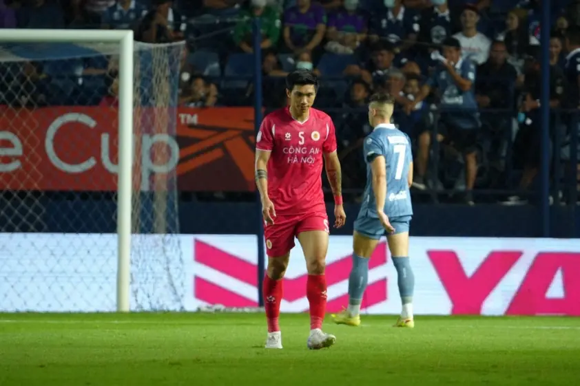 Đoàn Văn Hậu chia sẻ cảm xúc sau màn tái xuất ấn tượng