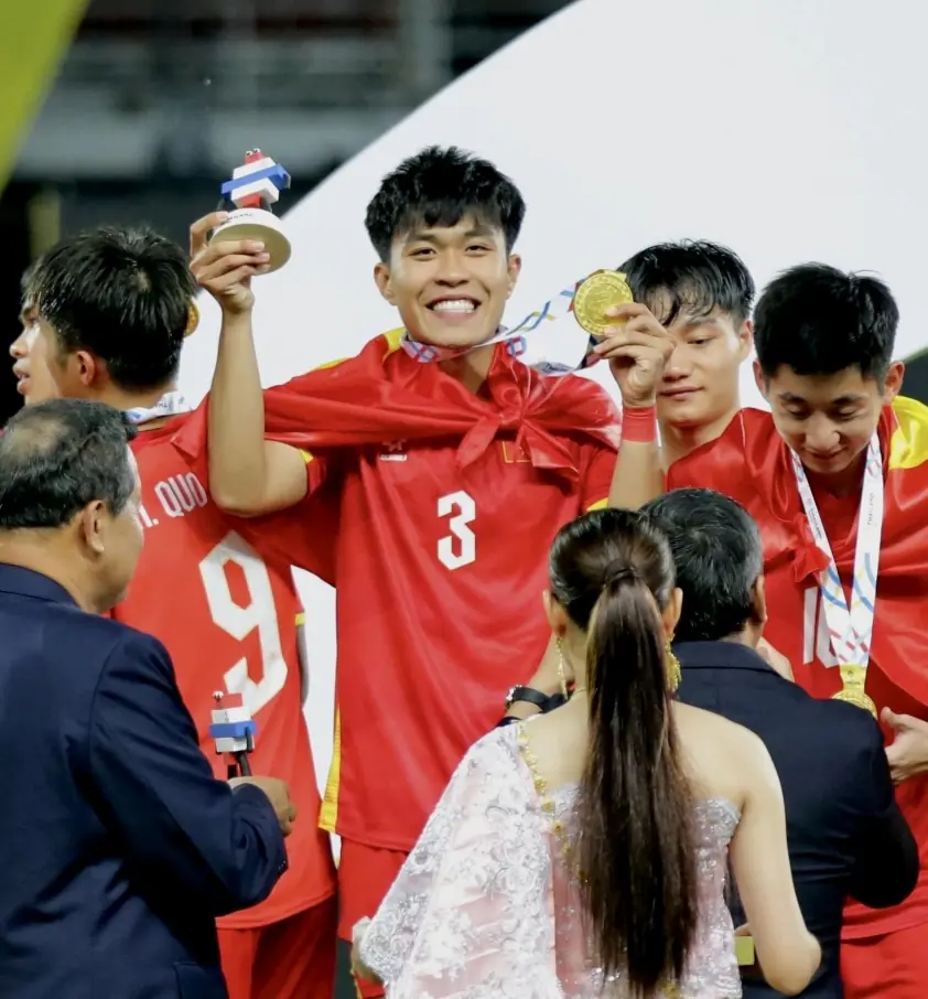 U23 Việt Nam ghi điểm với ‘thiên thần’ bắn súng Thanh Thảo