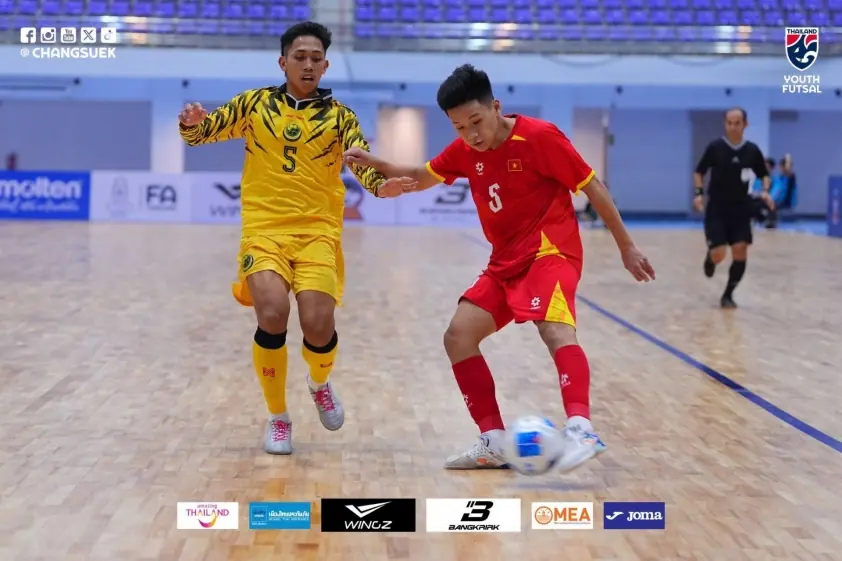 CĐV Indonesia phản ứng bất ngờ sau khi Việt Nam thắng 18-0