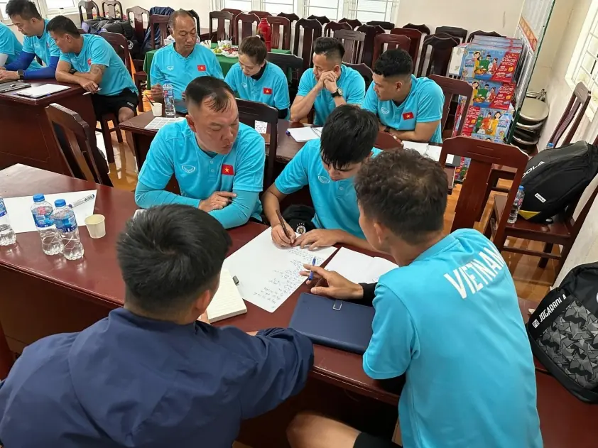 VFF mang tin vui đến thủ môn Việt Nam