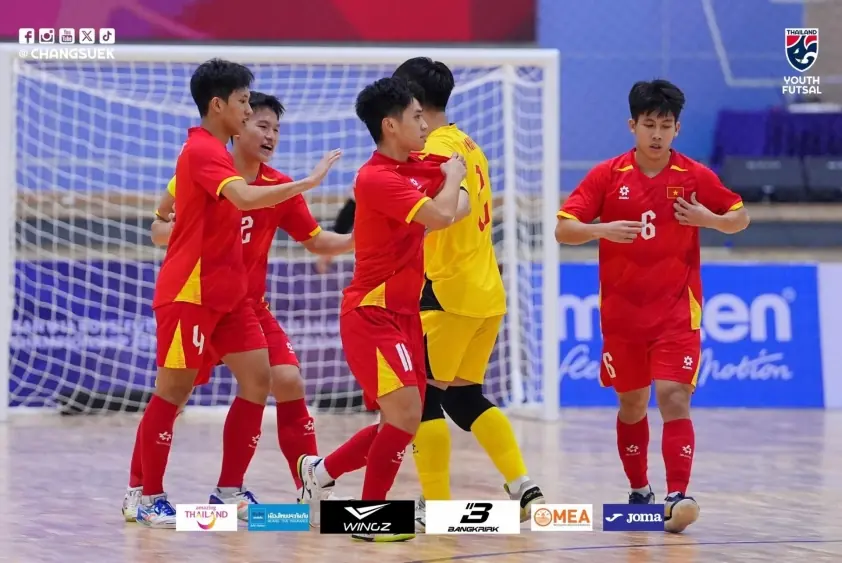 U19 Việt Nam thua Thái Lan 1-2 nhưng vẫn vào bán kết với vị trí nhì bảng
