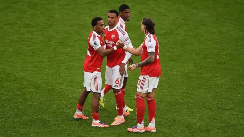 95cdc180 c476 11f0 9759 1d09e236 693f8904b64da