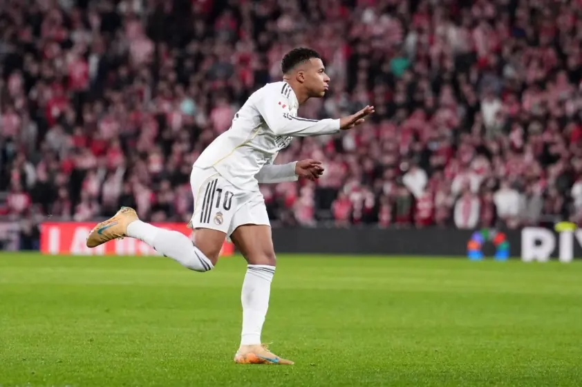 Mbappe cô đơn ở Real Madrid: Đã đến lúc báo động đỏ?