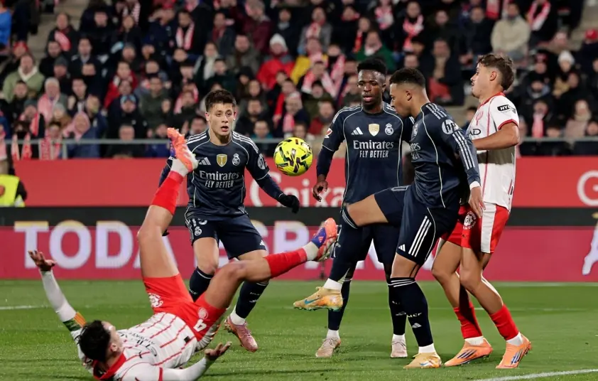 Alonso chỉ trích Mbappe, Vinicius sau khi Real bị Girona cầm hòa