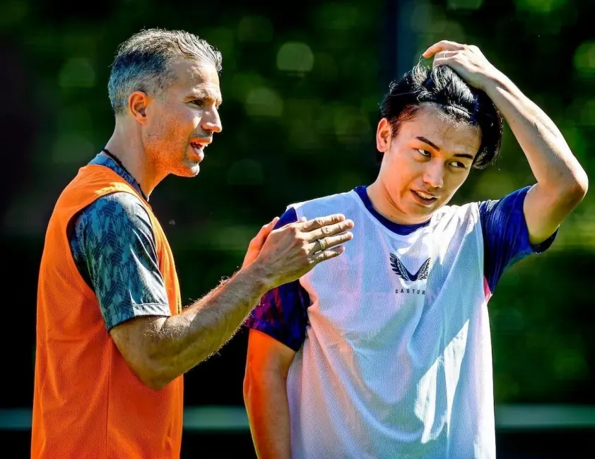 “Sao Nhật Bản có thể vượt Kane, Mbappe khi gia nhập Ngoại Hạng Anh?”