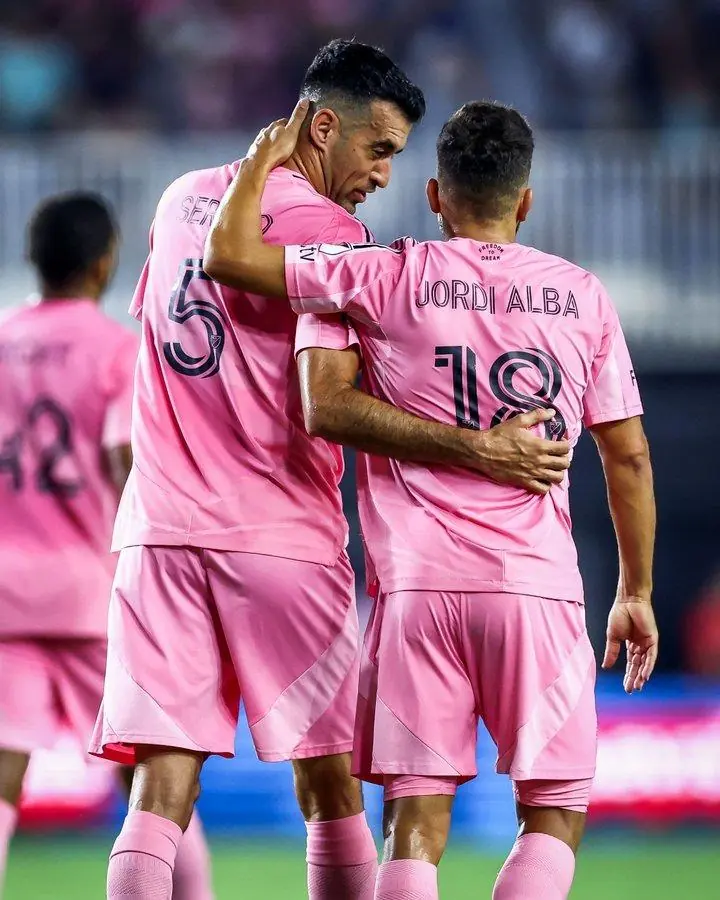 Huyền thoại Barca rưng rưng trước trận đấu cuối cùng trong sự nghiệp