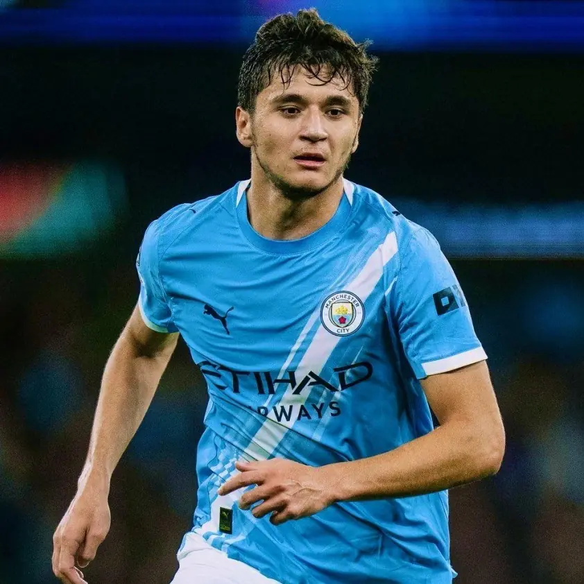 “Man City lẽ ra phải bị loại ở Carabao Cup 2025/26”